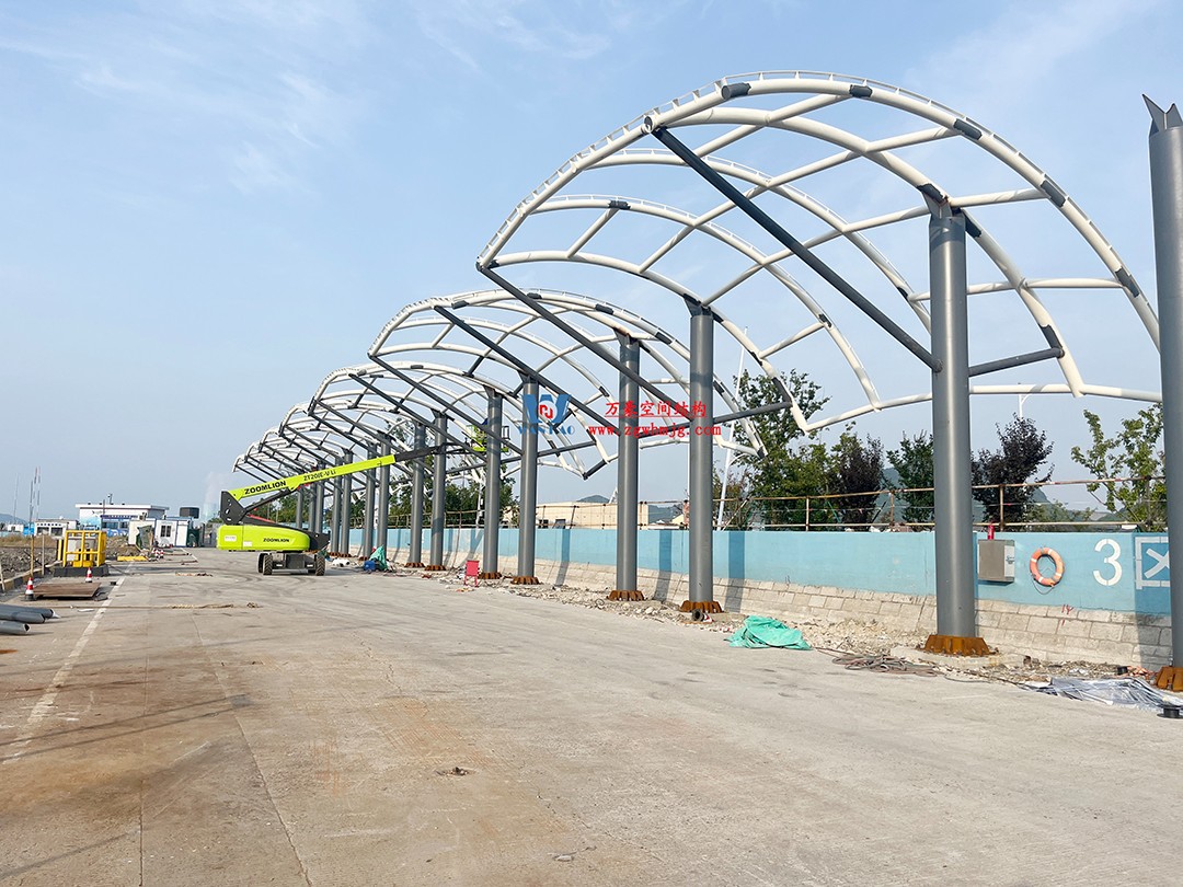 全面加速建設(shè)，創(chuàng)建優(yōu)質(zhì)精品工程