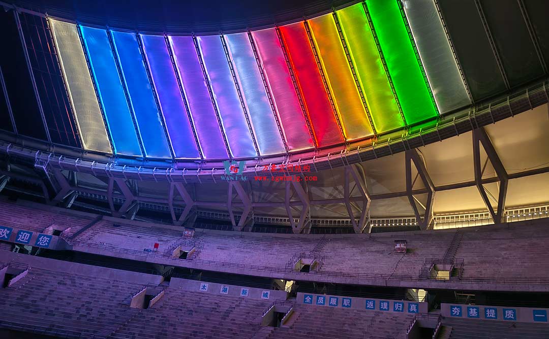 太湖之畔，華燈初上|無錫奧體中心施工加速