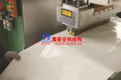 膜結(jié)構(gòu)材料價(jià)格是多少？膜結(jié)構(gòu)車(chē)棚材料一般怎么報(bào)價(jià)？