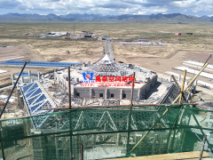 茶卡鹽湖景區膜結構工程火熱施工中